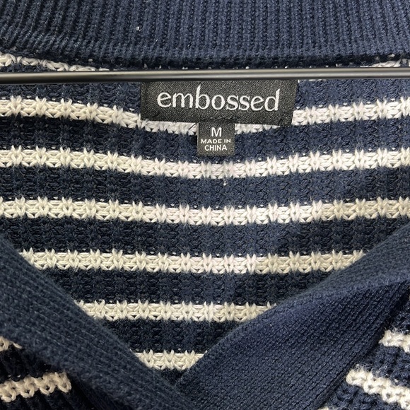Embossed Knit Blue & White Striped Collar Pullover Sweater - Picture 3 of 5